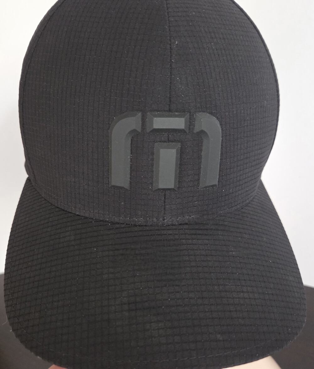 TravisMathew Bahamas Tech Hat Mens L/XL Black Mesh Perforated Golf Snapback Cap